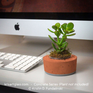 Concrete holder is perfect for your little desk plant